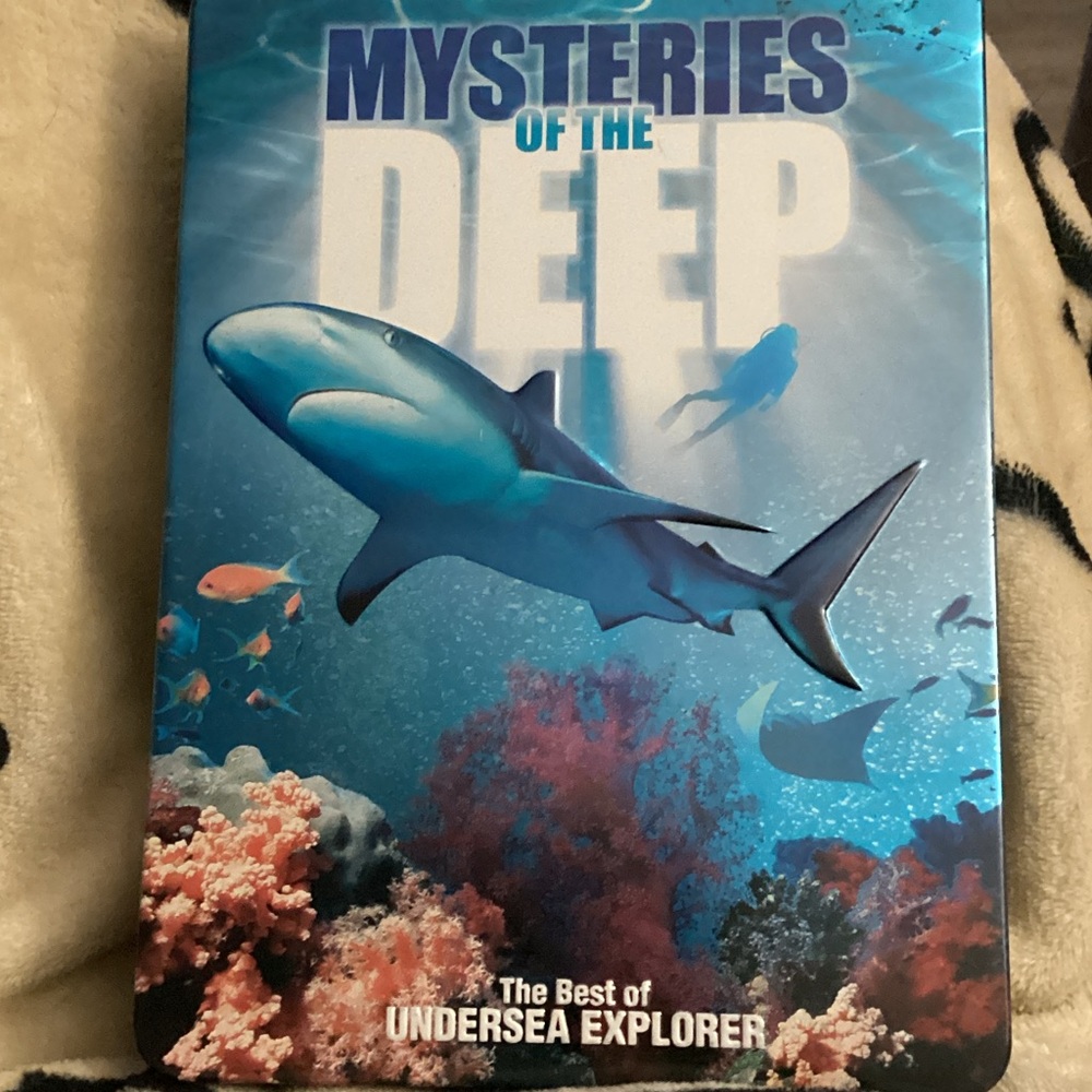 Mysteries of the Deep Tin Box
